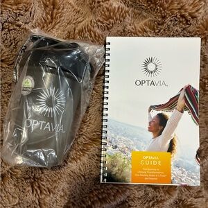 NWT OPTAVIA Branded Shaker Bottle and Guide - Black & White